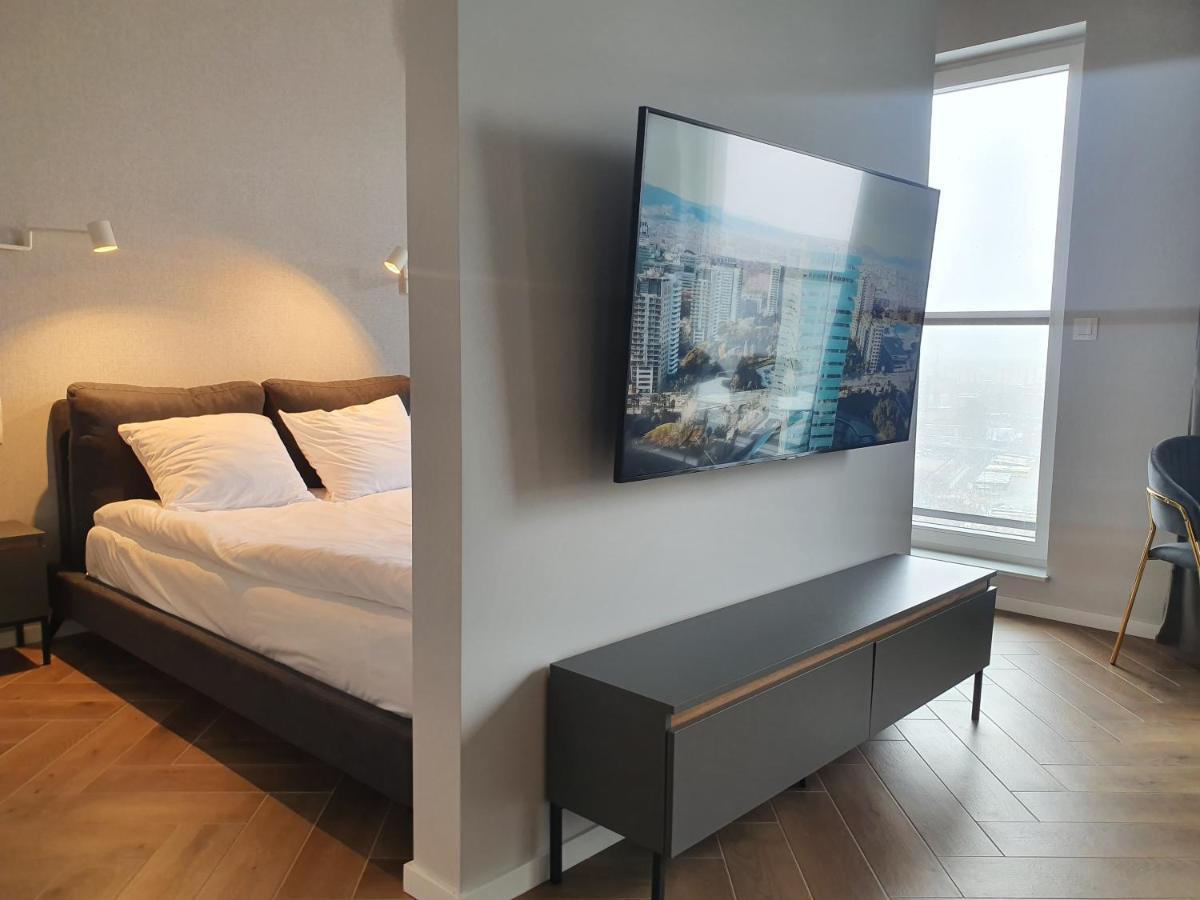 Sokolska 30 Towers: Luxe Apartments with Panoramic Views Katowice Exterior photo